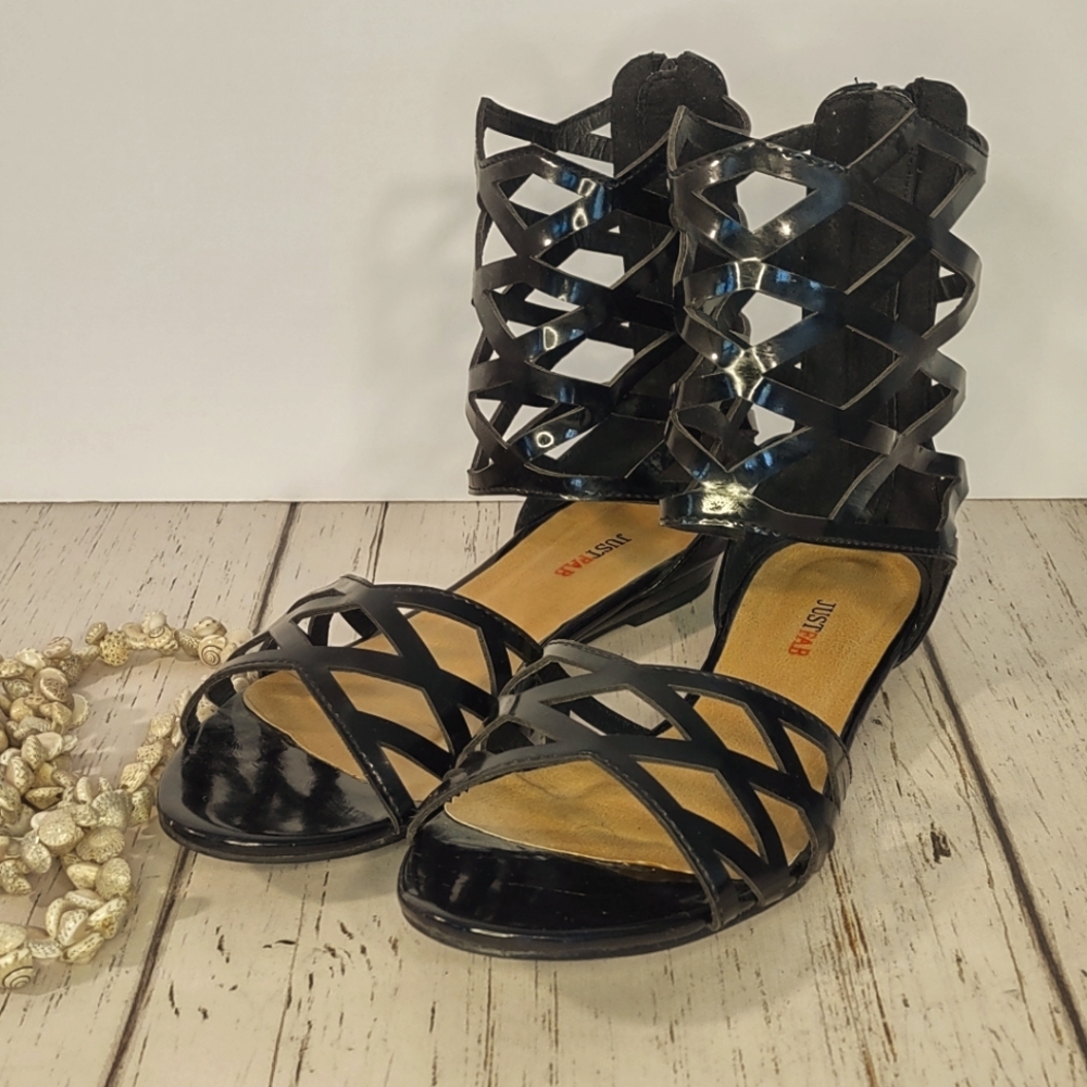 JustFab Laser Cut Patent Faux Leather Gladiator Sandal 7